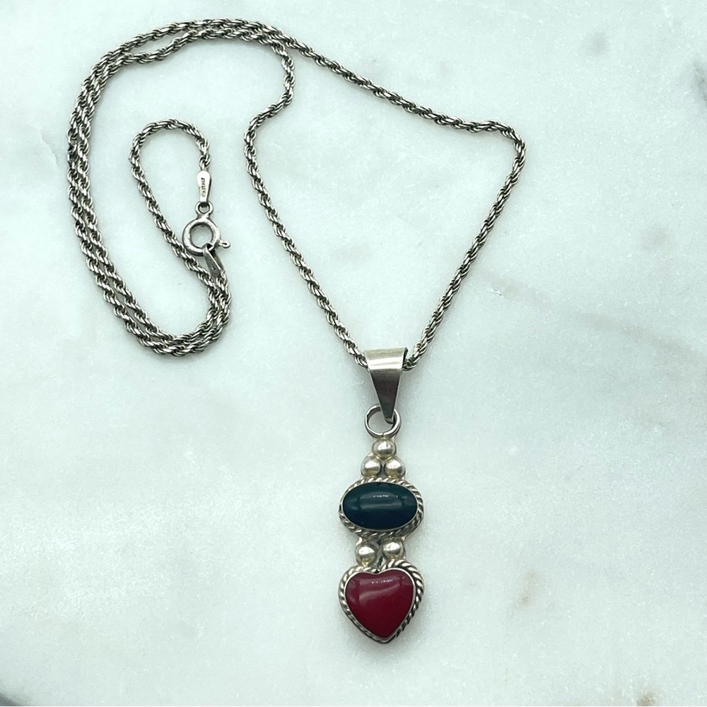 Sterling Silver Heart Pendant Necklace Red & Black Inlay Stone Rope Twist Chain - Picture 6 of 17